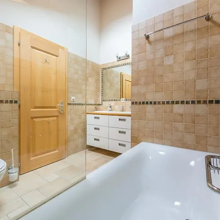 Duplex Henri Est Daire *